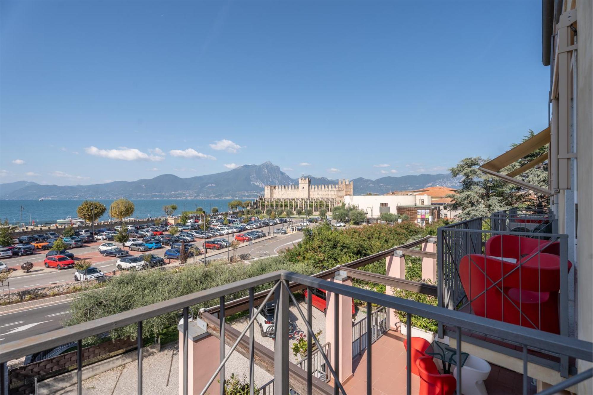 Hotel Al Castello トッリ・デル・ベーナコ エクステリア 写真