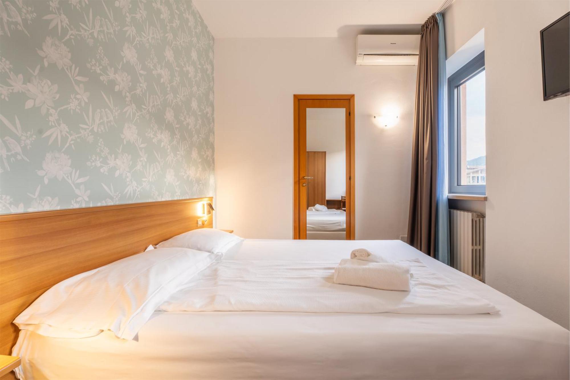 Hotel Al Castello トッリ・デル・ベーナコ エクステリア 写真
